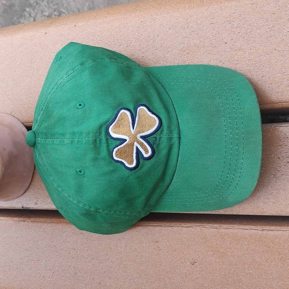 Vtg University of Notre Dame Embroidered Clover Strapback Hat Cap Irish Green
